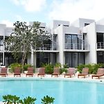 Seremonia Selva By The Spot Rentals