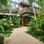 Dhalia - Private Roof With Pool & Beach Club Access
