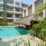 Bakal Residence By Lockey