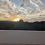 New Luxury Ph With Private Terrace & Plunge Pool