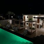 Solum Luxury Condos