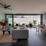 Casa Aguacate