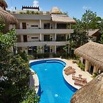 Aldea Zama Penthouse With Private Rooftop In Gated Community