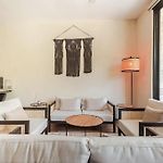 Alberca Y Balcon Privado A 6 Minutos De La Playa