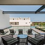 Deluxe Design 3Br With Pool, Spa, Gym, Kids Area
