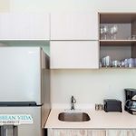 Stylish Sexy 1 Bd W/ Private Pool & Rooftop Pool