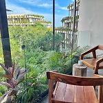 Cozy Aparment Pool View