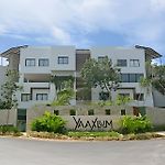 Oasis Yaaxlum
