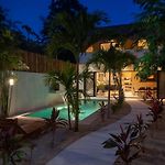 Jungle 3Br Villa, Garden & Pool, La Veleta