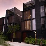 Design Luxury Villa, 3 Pools, Rooftop, Near Beach