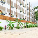 Pool & Rooftop In Tulum 2 Bedrooms Apartment