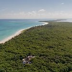 Casa Xik\'Nal - Luxury Beach Front Villa
