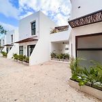 Hermosa Villa con Alberca privada 6px 3R