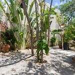 Moonstone - Villa With Private Pool And 24Hrs Security & Beach Club Access