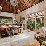 Casa Arkaana Eco Retreat