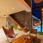 Waterhouse Deluxe Villa Private Pool 10 Pax