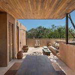 Boho Organic 3Br Villa, Gated Community, Rooftop