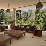 Penthouse Om