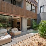 Humana Luxury Suite Private Pool & Huge Terrace