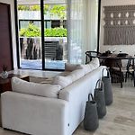 Casa Las Flores