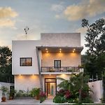 Aesthetic Luxury Villa In Prestige Zone Aldea Zama