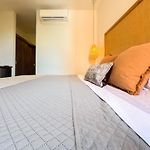 Luxury Penthouse, Private Pool, King Suites