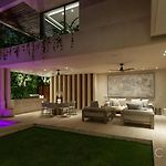 Villa Caiman