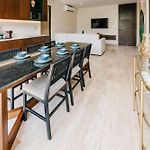 Luxury Penthouse Private Rooftop Pool Concierge