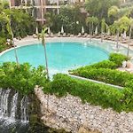 Aflora Townhouse Style - 3Br Garden Condo With Private Pool & Huge Common Pool