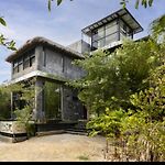 Villa Zero Zero