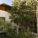 Casa Manati Modern Mansion With Pool