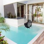 Huge 10Br Luxury Villa Complex With Private Pool & Serene Setting