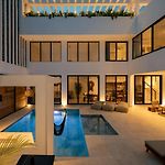 New Villa Perfect For Groups 20 Guests