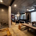 Luxury Trio Villas, 7 Pools, 12 Brs, 32 Pax
