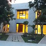 Xaha Villas Suites&Golf Resort