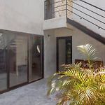 Mayan Culture Villa With Rooftop Pool