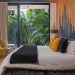 Maison Siscolino 4Bdrm W/ Swimup & Rooftop Pools