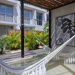 Private Pool With Great Comfort