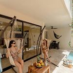 Talulah Living 3Br Apt - Private & Shared Pool