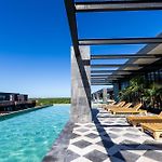 Tulum Hotel Zone - Soaking Tub & Free Beach Club