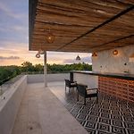Modern 2 Bedroom 2 Bathroom Apartment In Tulum