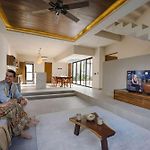 6Br Luxury Villa Perla With 2 Pools & Game Room