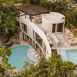 Jungle Villa For 16 - Dual Pools & Fire Pit
