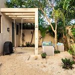 Jungle Luxury 4Br Villa With Private Pool
