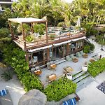 Sunrise Crown Suite