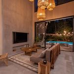 Casa Naay Jungle Lux Heated Pool Hot Tub Firepit