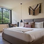 Private Pool Paradise In Aldea Zama 2Br