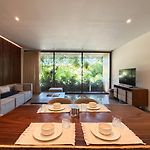 Resort-Style 2-Bedroom Apt | Balcony, Pool, Gym & More At Mistiq