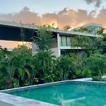 Mistiq Private Studio With Garden