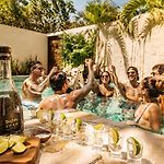 Villa 240M2 - 16 Persons - 6 Rooms - 2 Swimming Pool - 3 Jacuzzis